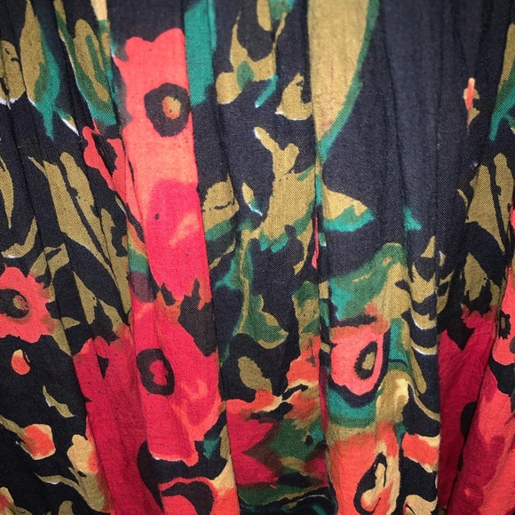 Strapless dress. - Picture 2 of 4